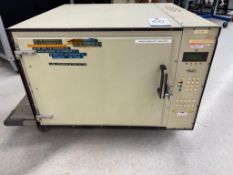 Sun Enviromental Cabinet Model EC13, Ser# AA0463, Interior 20