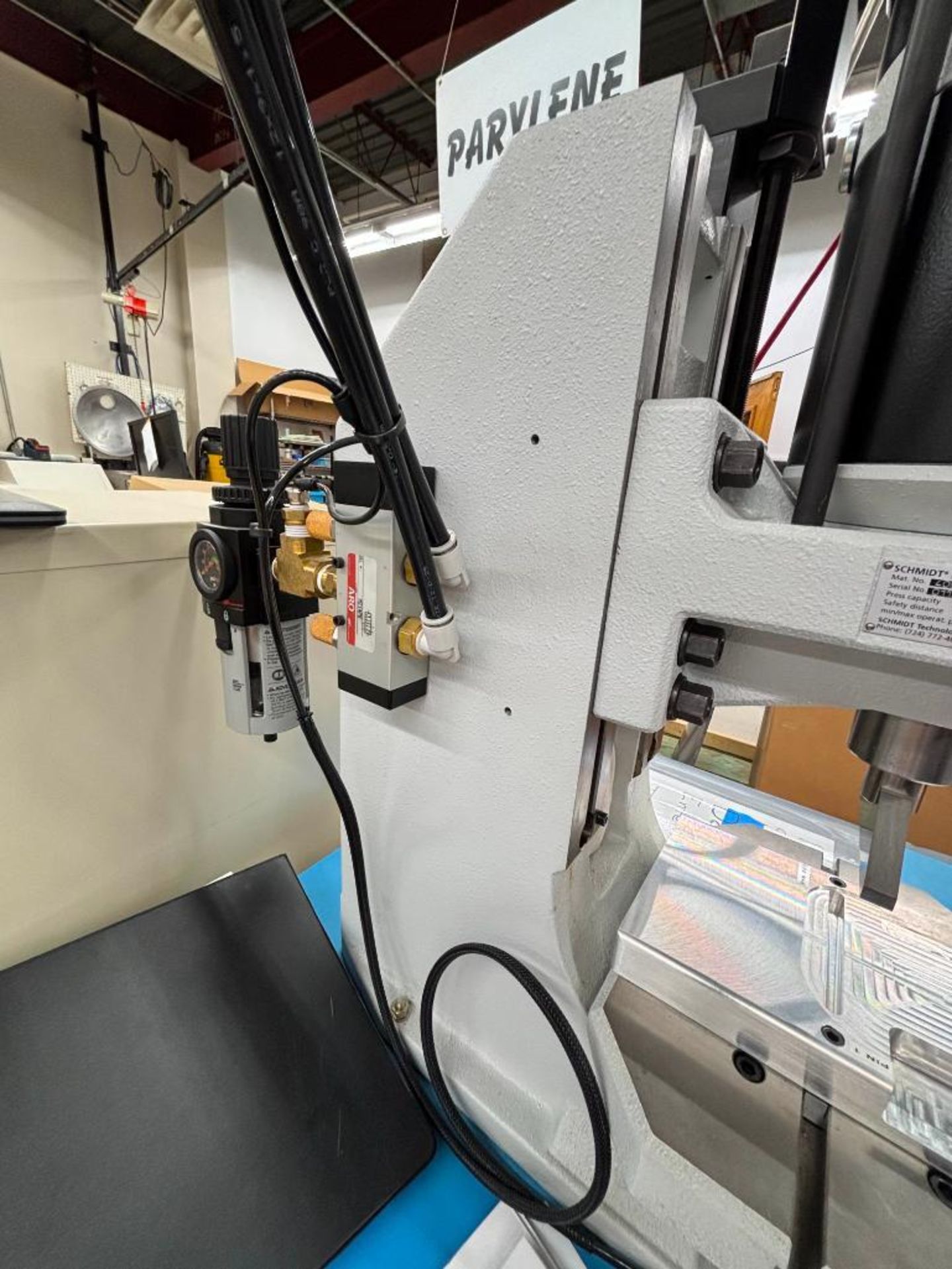 Schmidt Pneumatic Press Model 40009604, 7,000# Capacity, 3" Stroke, Year 2020, with rolling Cart - Image 4 of 6