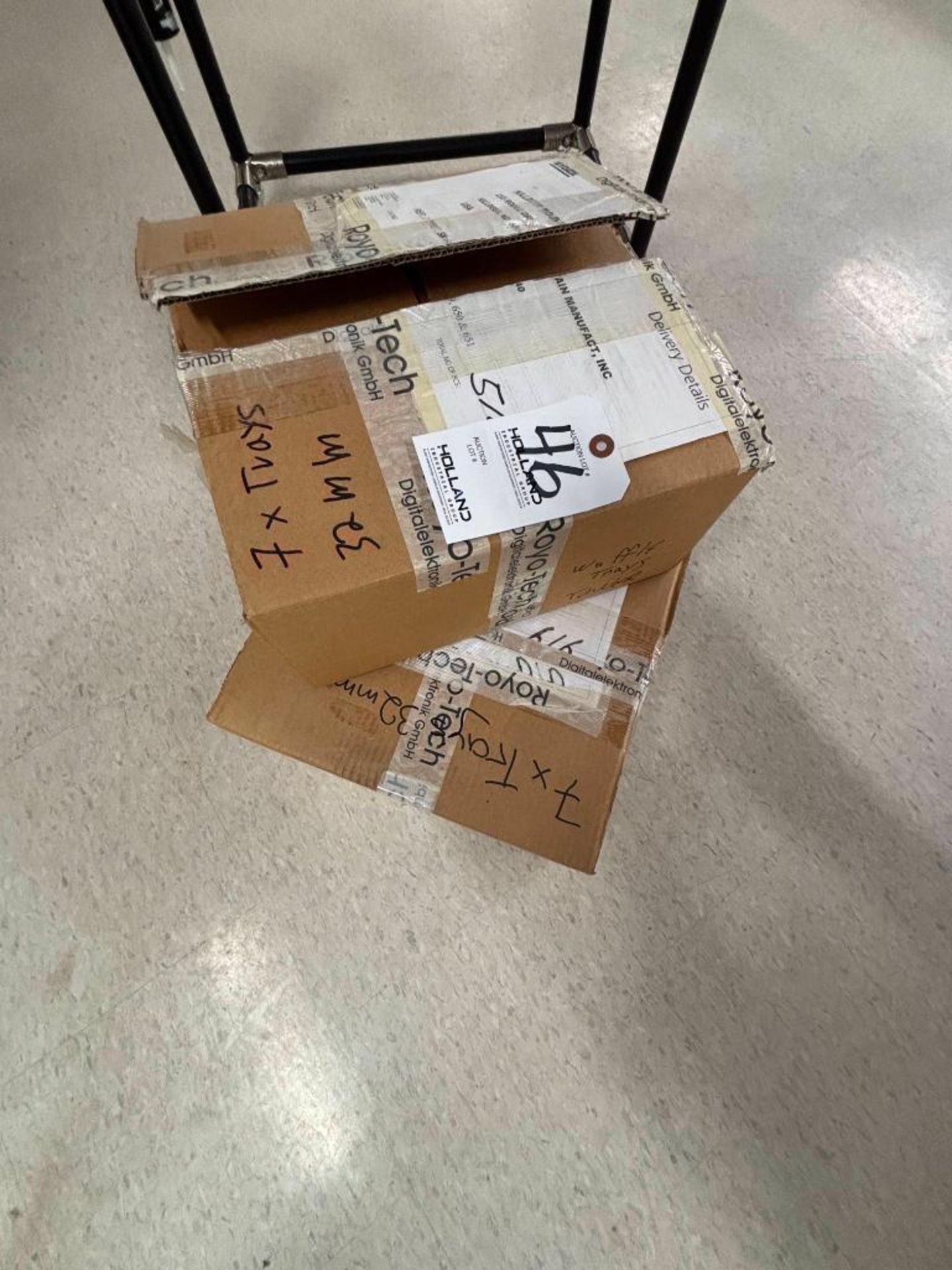 (2) Boxes of Spare Tower Trays, 32mm, 7 per Box, and (4) Boxes and quanity of loose units of 13" Pal