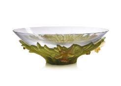 A LARGE DAUM PATE DE VERRE AND CLEAR GLASS DAFFODIL BOWL