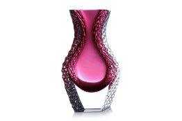 A MURANO PINK FACETED GLASS VASE ATTRIBUTED TO ALESSANDRO MANDRUZZATO