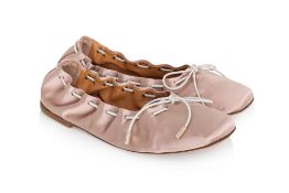 CHLOÉ - A PAIR OF PINK 'ORACIA' BALLERINA FLATS