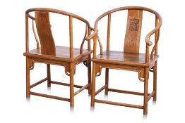 A PAIR OF ELM HORSESHOE BACK CHAIRS