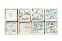 A GROUP OF UNMOUNTED WHITE TOPAZ (34)
