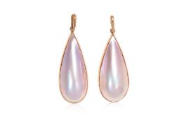 A PAIR OF MABE CULTURED PEARL PENDANTS