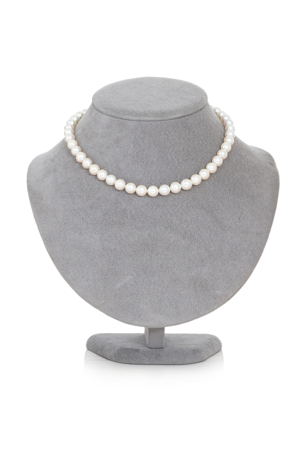 AN AKOYA CULTURED PEARL STRAND NECKLACE - Image 3 of 3