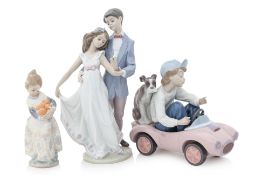 THREE LLADRO FIGURES