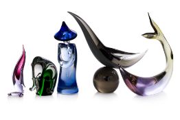 A GROUP OF ART GLASS FIGURES