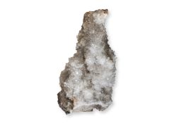 A LARGE QUARTZ CRYSTAL SPECIMEN
