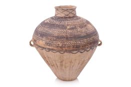 A LARGE NEOLITHIC PAINTED POTTERY JAR
