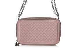 BOTTEGA VENETA - A DOUBLE ZIP CAMERA BAG