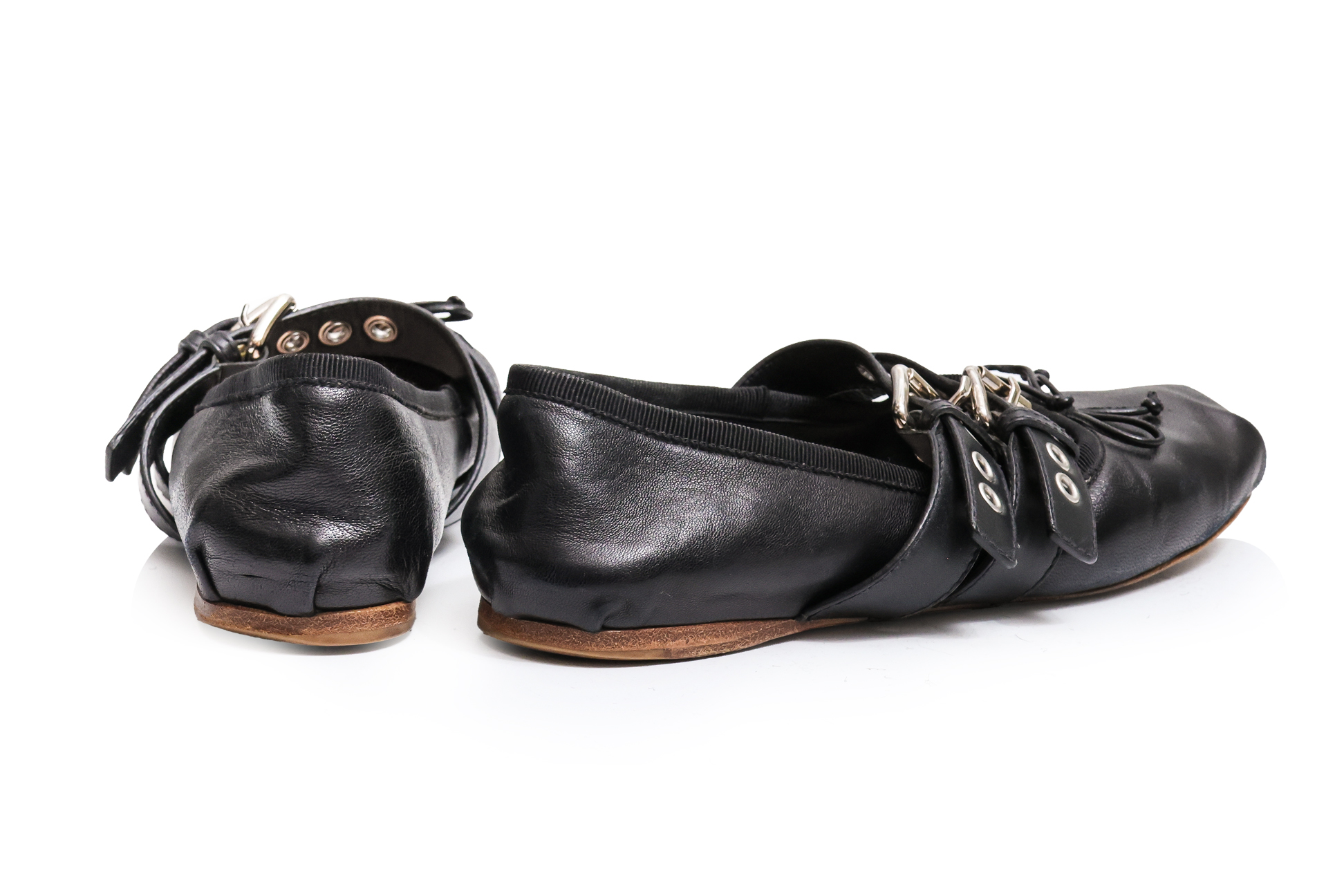MIU MIU - A PAIR OF BLACK LEATHER BALLET FLATS WITH TWIN BUCKLE STRAPS - Image 3 of 3