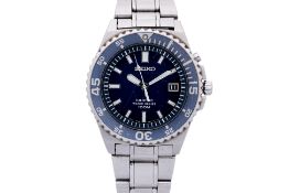 SEIKO - A KINETIC DIVER WRISTWATCH