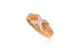 A DIAMOND 'ROPE' RING