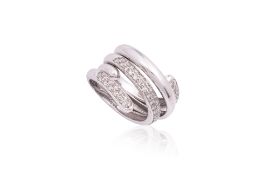 A DIAMOND 'INTERLOCKING' RING