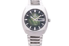 TITUS - A MATIC 25J DAY DATE AUTOMATIC WRISTWATCH