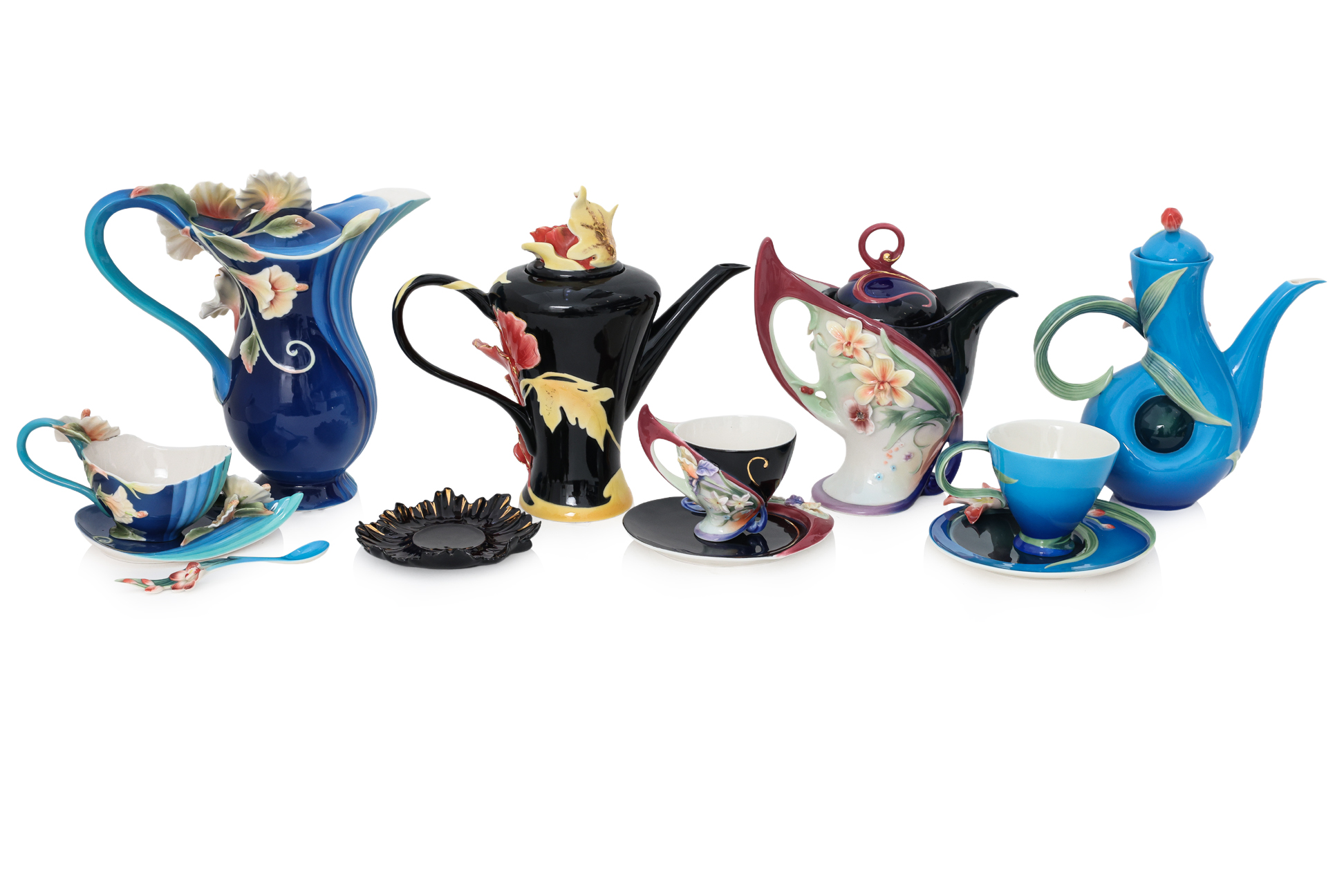 A GROUP OF FRANZ PORCELAIN TEAPOTS, CUPS AND SAUCERS (12) - Image 2 of 9