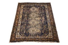 AN ANTIQUE QASHQAI WOOL RUG (200 X 152CM)