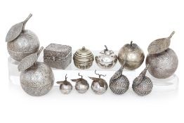 A GROUP OF SILVER AND METAL FRUIT BOXES (14)
