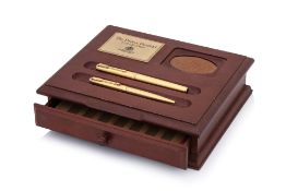 A PARKER DUOFOLD COLLECTION PEN BOX AND TWO PENS
