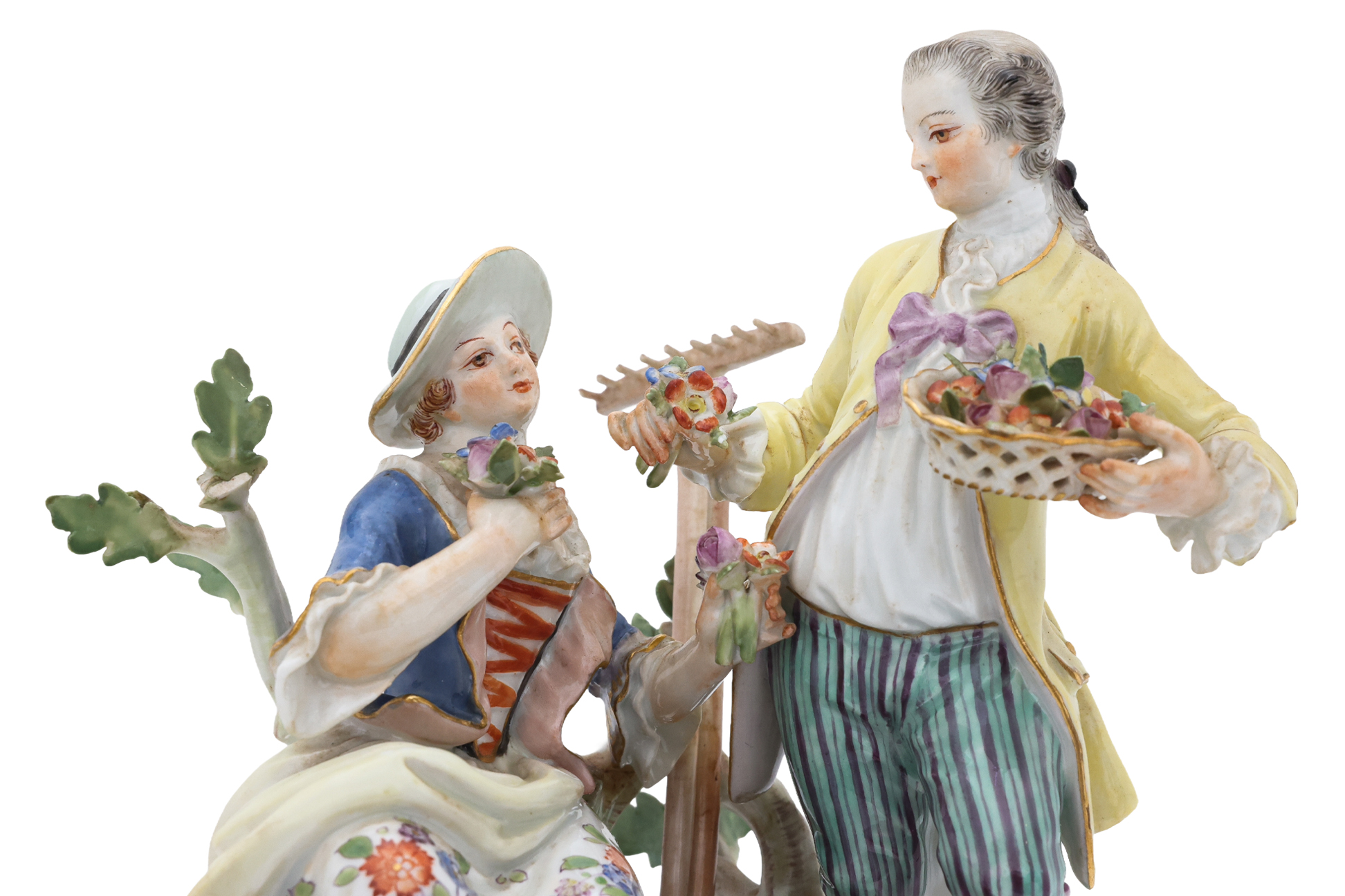 A MEISSEN FIGURAL GROUP OF A COUPLE IN A GARDEN - Image 4 of 5