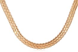 A TEXTURED GOLD LINK NECKLACE