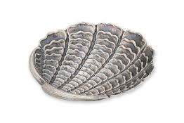 A BUCCELLATI 'VENUS' SILVER SHELL-FORM DISH