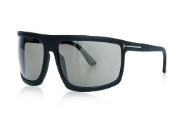 TOM FORD - A PAIR OF 'CLINT-02' MATTE BLACK SUNGLASSES