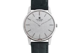UNIVERSAL GENEVE - A ULTRA SLIM STAINLESS STEEL DRESS WATCH