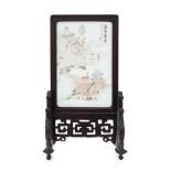 A FAMILLE ROSE PORCELAIN TABLE SCREEN