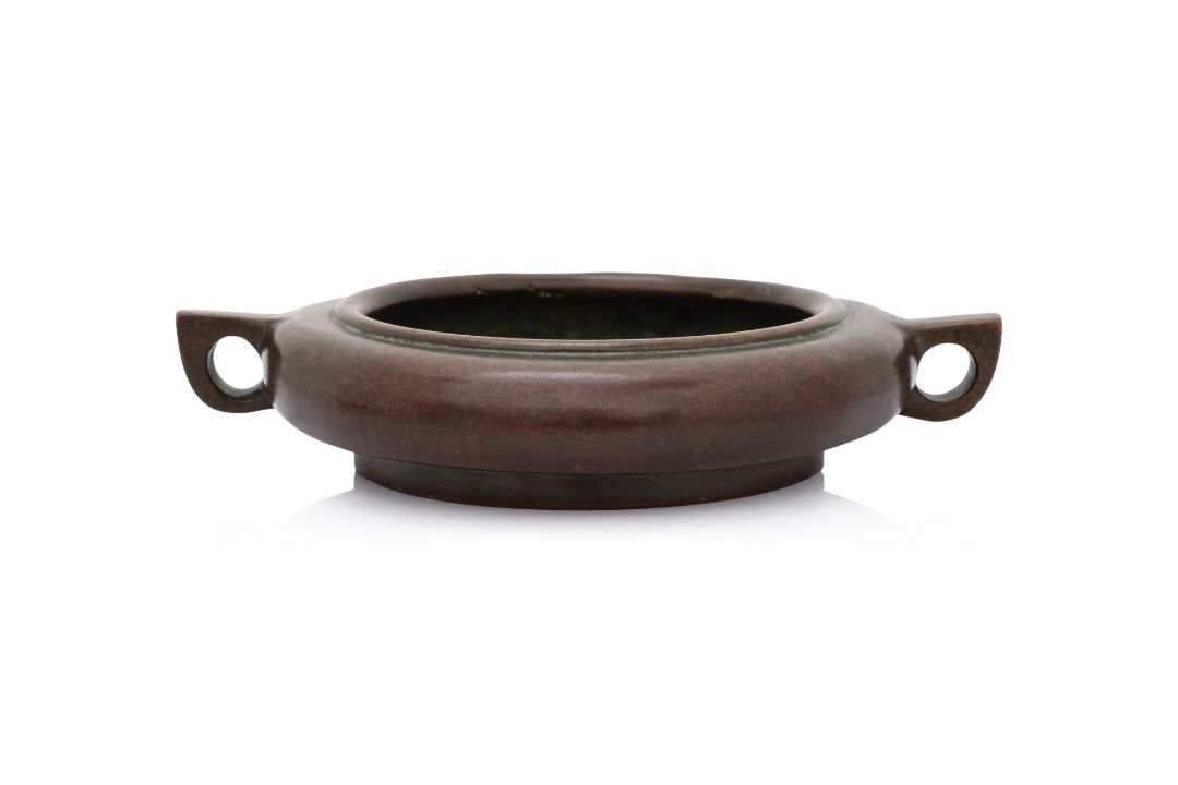 A BRONZE CENSER WITH TWIN LOOP HANDLES - Image 2 of 4