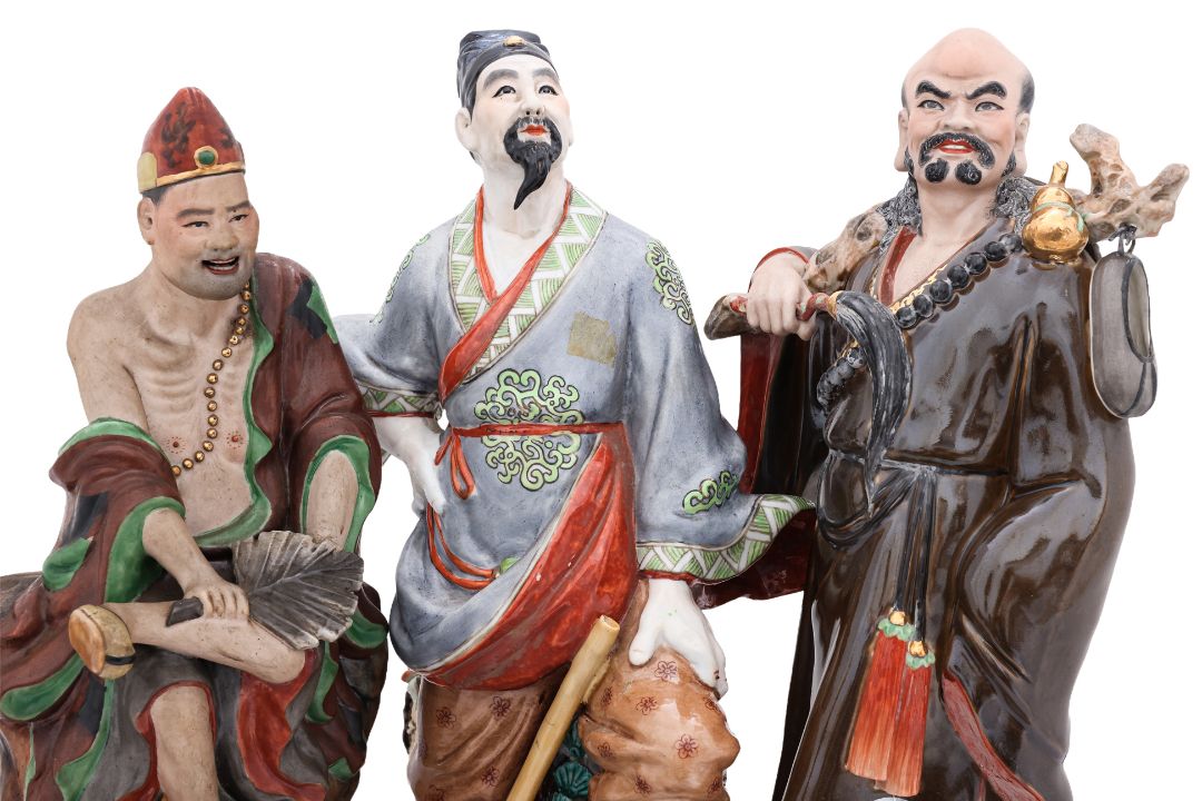 A GROUP OF THREE POLYCHROME PORCELAIN FIGURES - Image 2 of 5