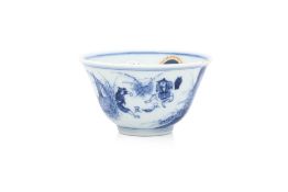 A BLUE AND WHITE 'FISHERMEN' TEA BOWL