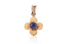 A SAPPHIRE PENDANT