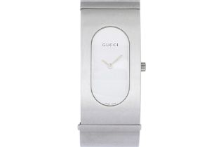 GUCCI - A STAINLESS STEEL '2400L' QUARTZ BANGLE WRISTWATCH