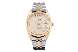 RICOH - A GOLD-PLATED 'PRESIDENT DYNAMIC WIDE' AUTOMATIC WRISTWATCH