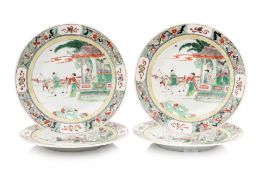 A SET OF FOUR FAMILLE VERTE PLATES