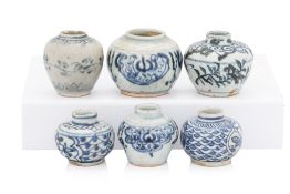 A GROUP OF SIX BLUE AND WHITE PORCELAIN JARLETS
