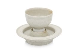 A QINGBAI STEM CUP AND STAND