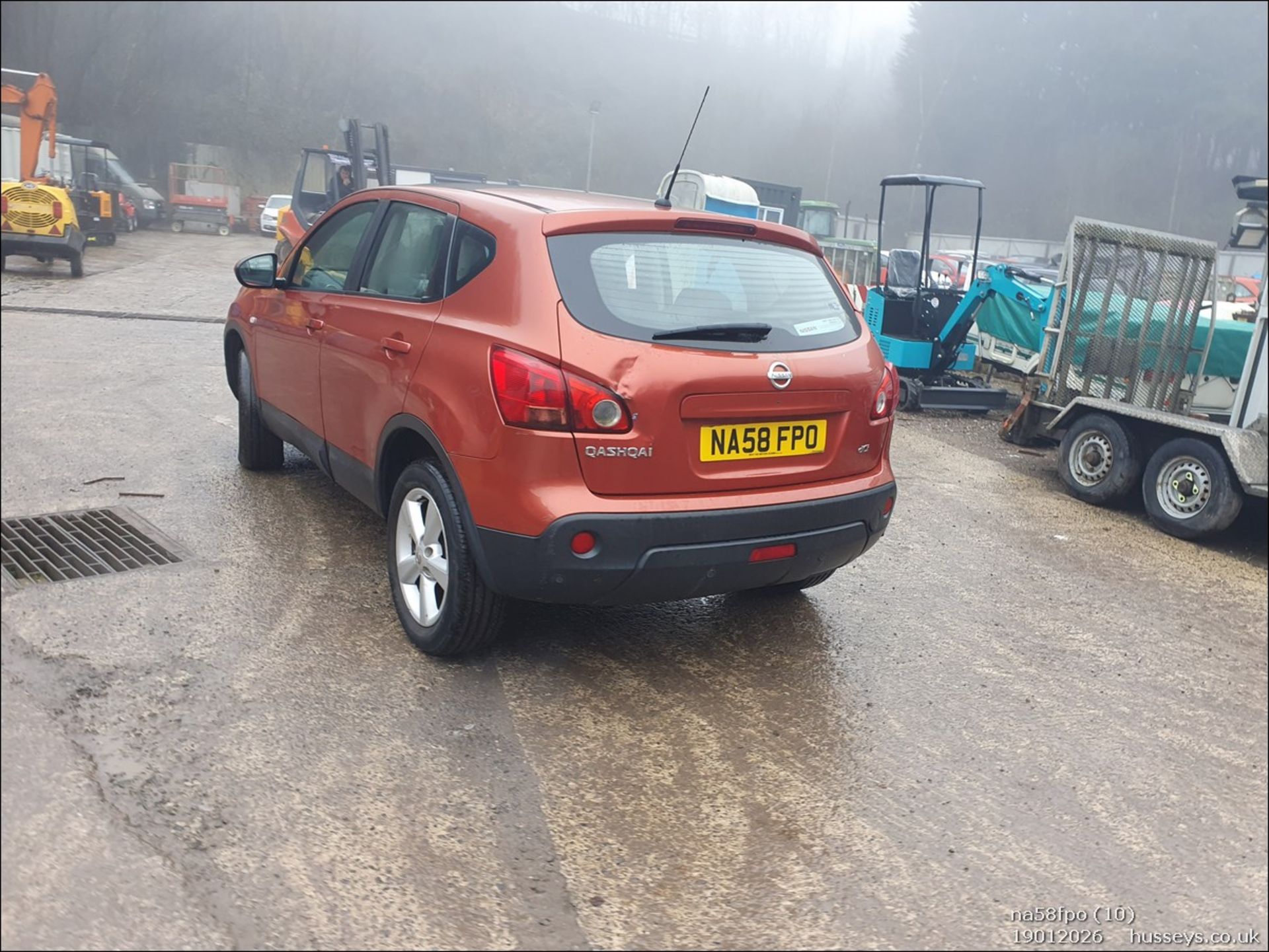 08/58 NISSAN QASHQAI HATCHBACK ORANGE 1461CC MANUAL DIESEL NA58FPO - Image 10 of 42