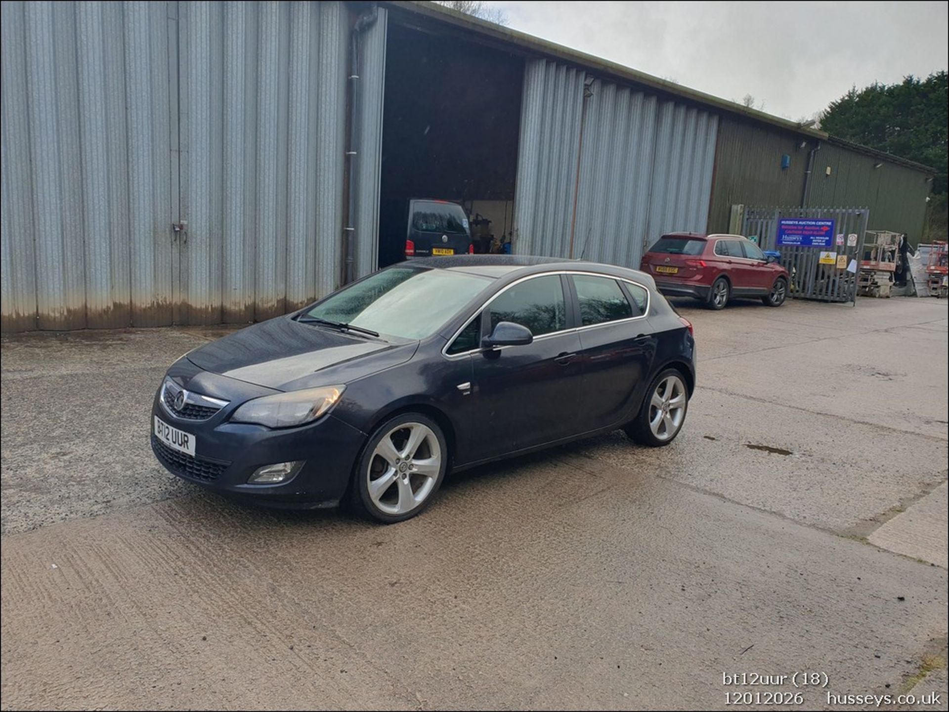 12/12 VAUXHALL ASTRA SRI CDTI S/S 1956CC DIESEL 5 DOOR HATCHBACK BT12UUR - Image 19 of 44