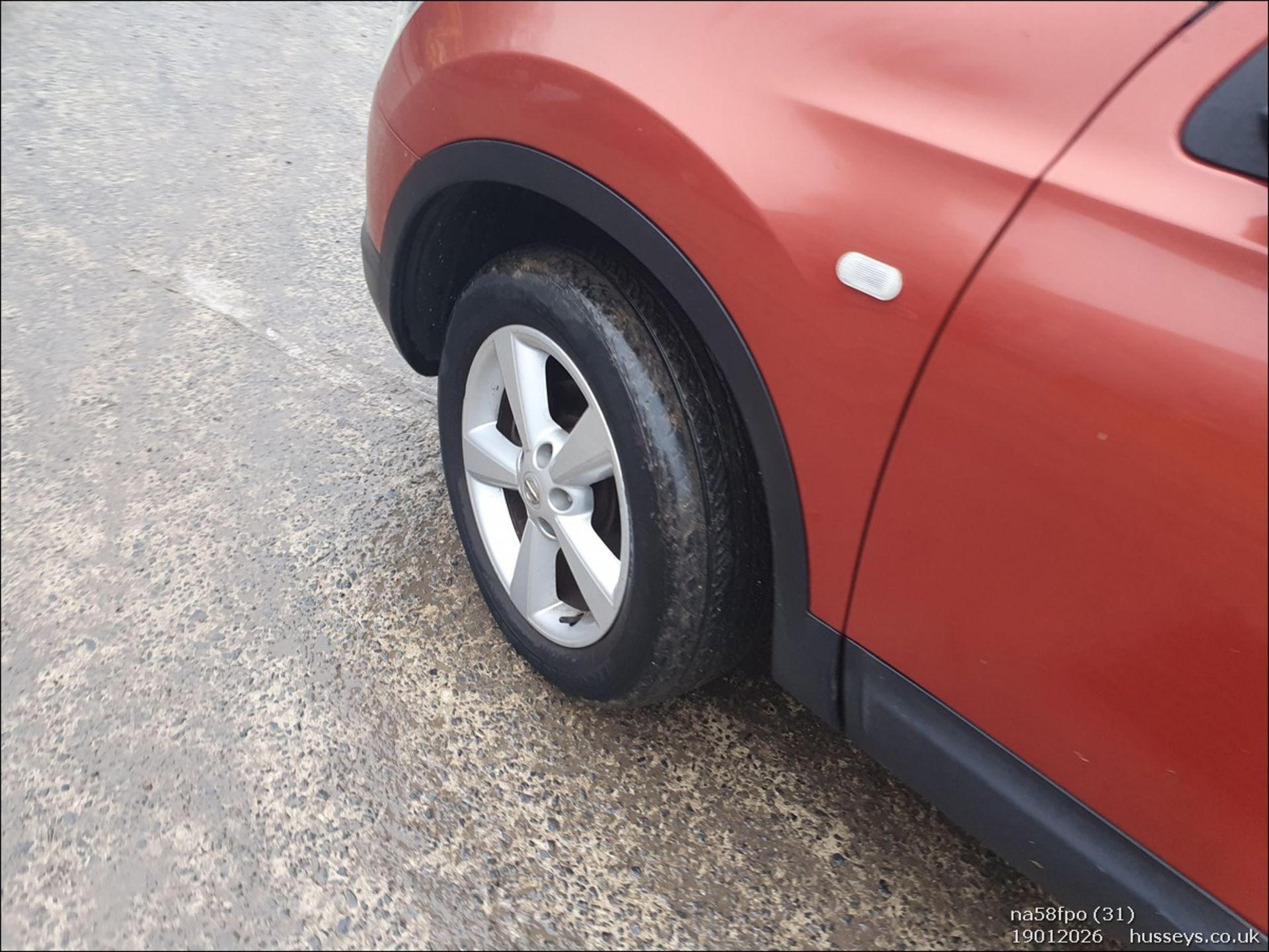 08/58 NISSAN QASHQAI HATCHBACK ORANGE 1461CC MANUAL DIESEL NA58FPO - Image 31 of 42