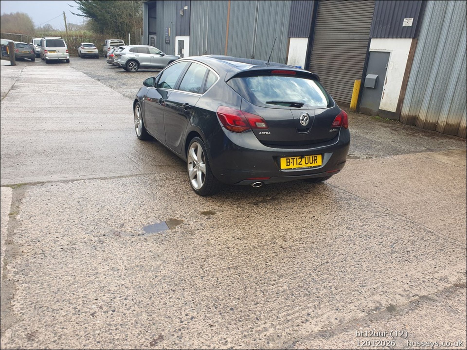 12/12 VAUXHALL ASTRA SRI CDTI S/S 1956CC DIESEL 5 DOOR HATCHBACK BT12UUR - Image 13 of 44