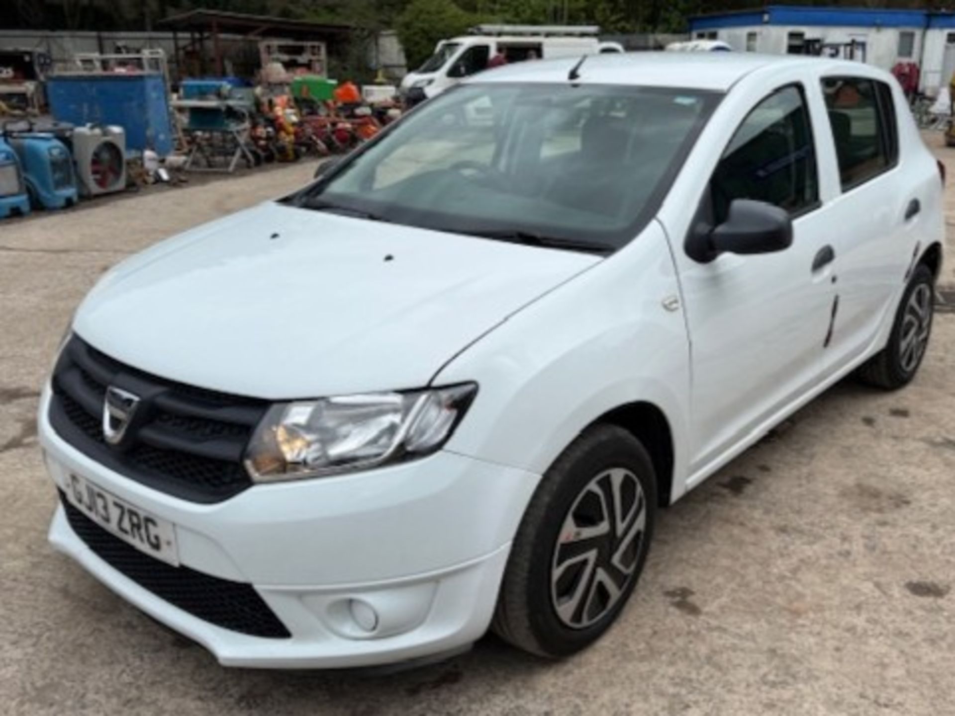 13/13 DACIA SANDERO AMBIANCE 1149cc 5 Spd Manual Petrol 5 Dr H/Back (White, 105k) GJ13ZRG