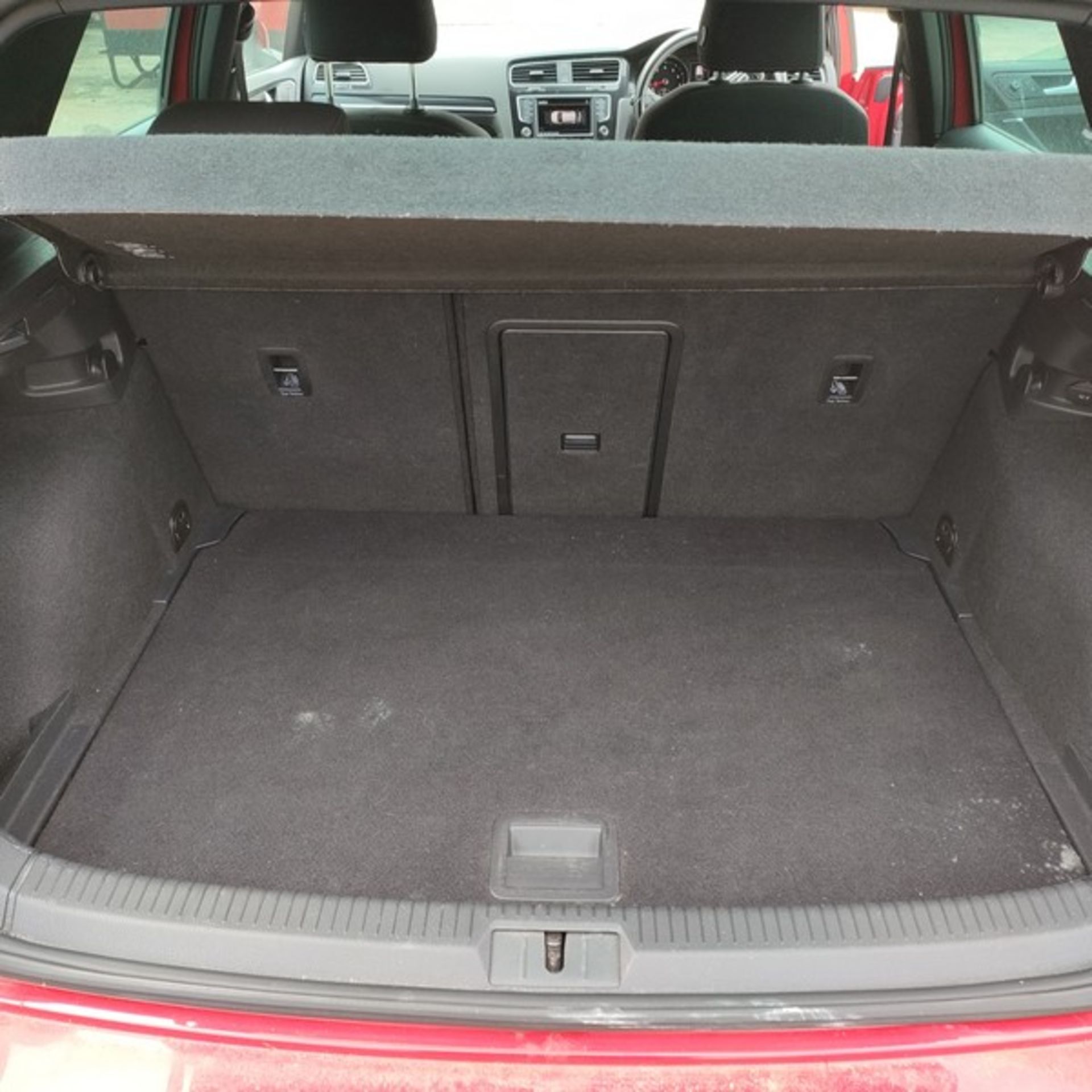 15/65 VOLKSWAGEN GOLF GTI 1984CC PETROL 5 DOOR HATCHBACK 72K YD65HFX - Image 41 of 47