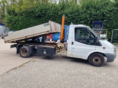 11/11 FORD TRANSIT 140 T460 RWD 2402cc Manual Diesel Tipper & Crane (White), WA11BVH