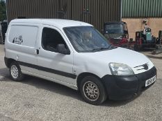 07/56 PEUGEOT PARTNER LX600 66KW 1560cc 5 Spd Manual Diesel Car Derived Van (White), AD56NHF