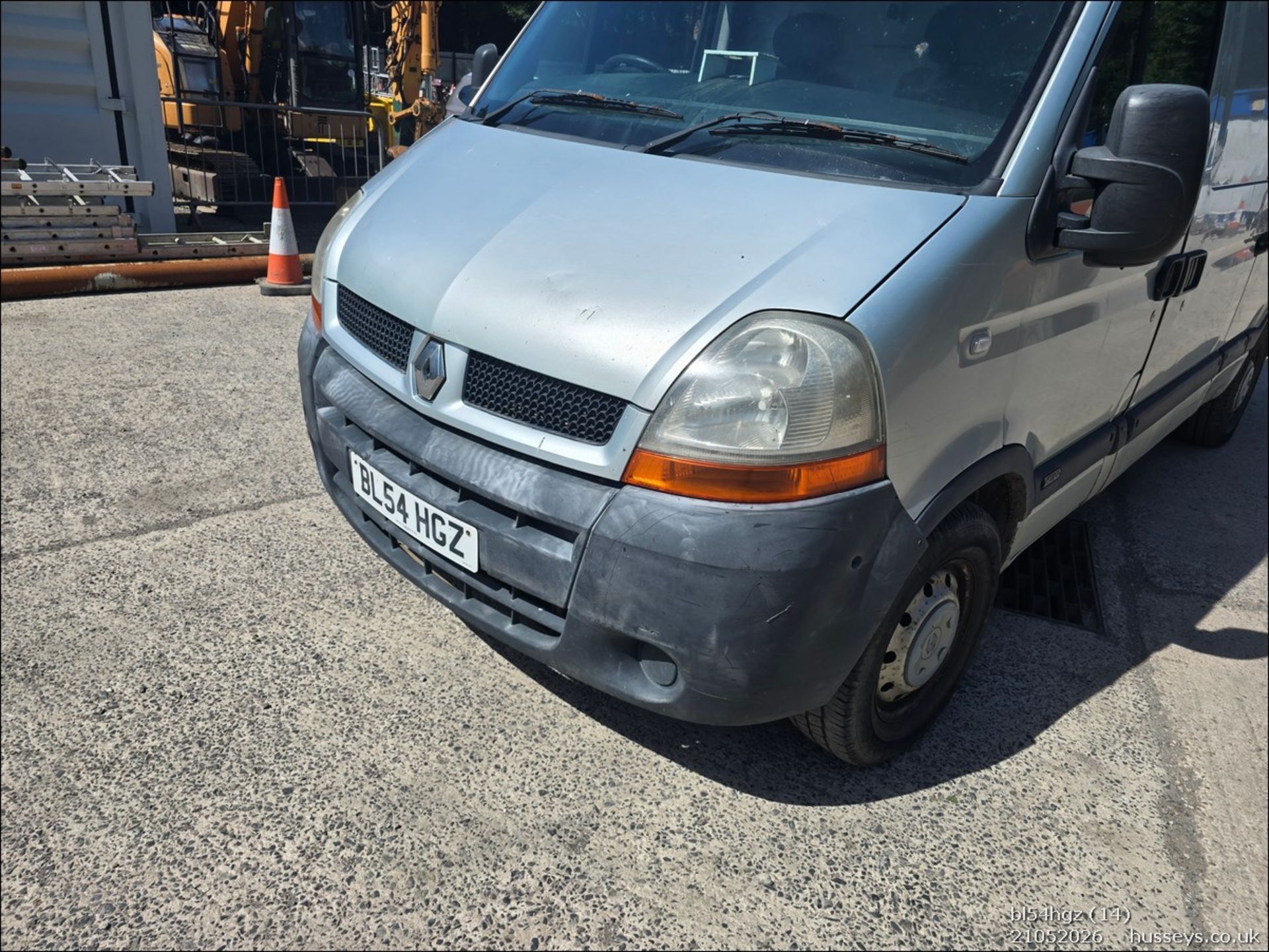 05/54 RENAULT MASTER MM33 DCI 100 MWB 2463cc 5 Spd Manual Diesel Panel Van (Grey, 215k) BL54HGZ - Image 14 of 64