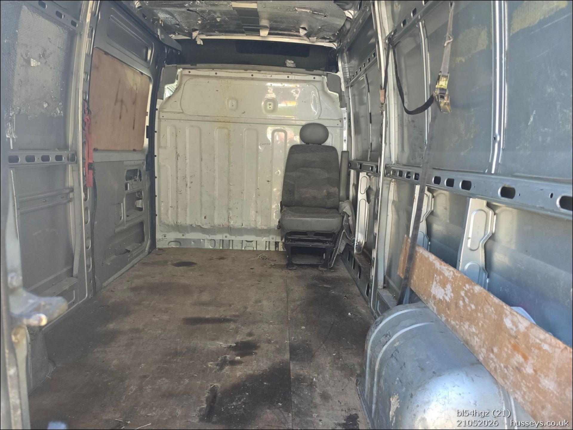 05/54 RENAULT MASTER MM33 DCI 100 MWB 2463cc 5 Spd Manual Diesel Panel Van (Grey, 215k) BL54HGZ - Image 21 of 64