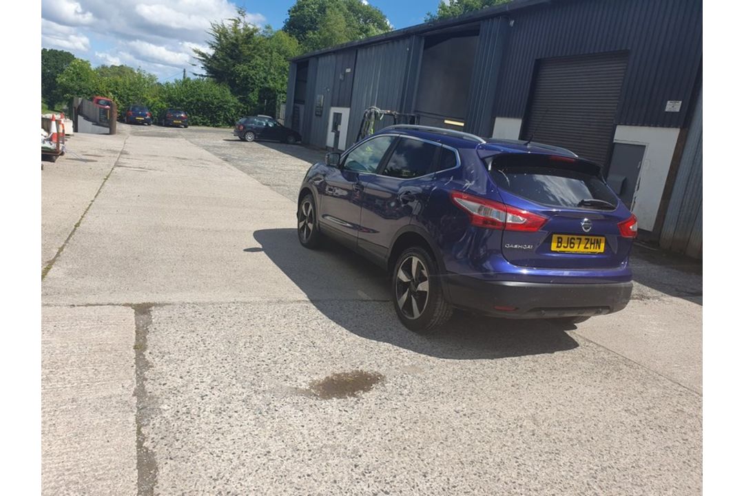 17/67 NISSAN QASHQAI N-CONNECTA DCI 1461cc 6 Spd Manual Diesel 5 Dr H/Back (Blue, 88k) BJ67ZHN - Image 8 of 33